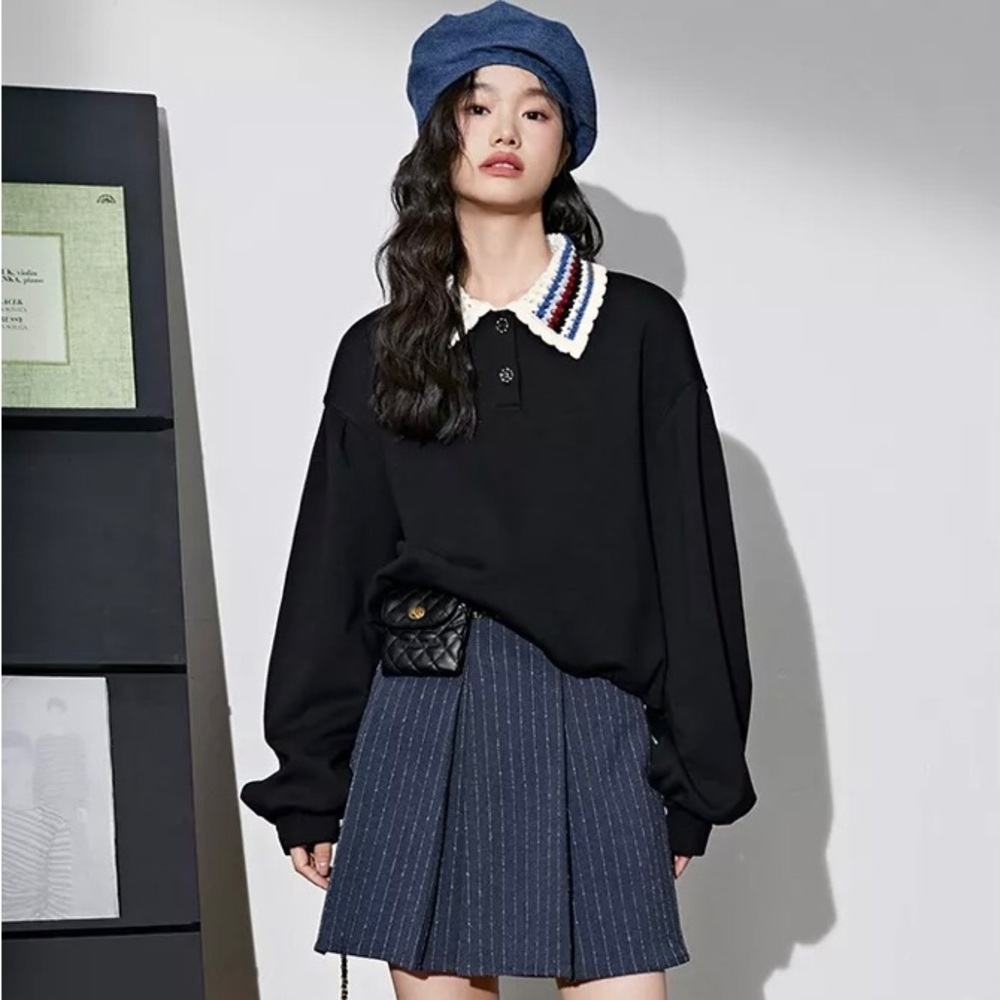 Crochet Collar Sweatshirt